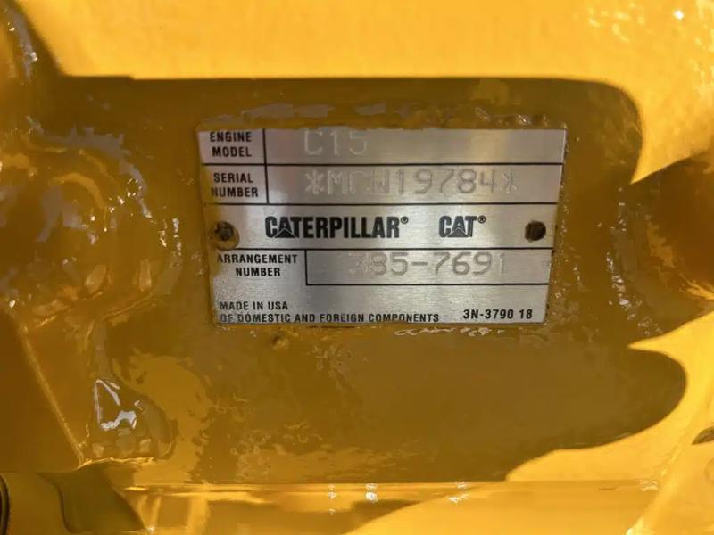 540 HP Caterpillar #C15, complete engine, new - Image 6