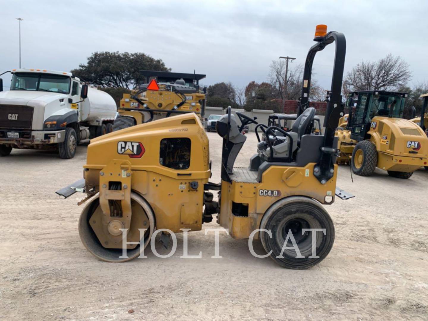 Cat CC4.0, Telehandler, 1154 hours, S/N: 65000192, 2023 - Image 1