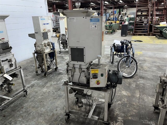 9" x 10" Matsui #SMGL2-100U, low-speed granulator, 2014 - Image 4