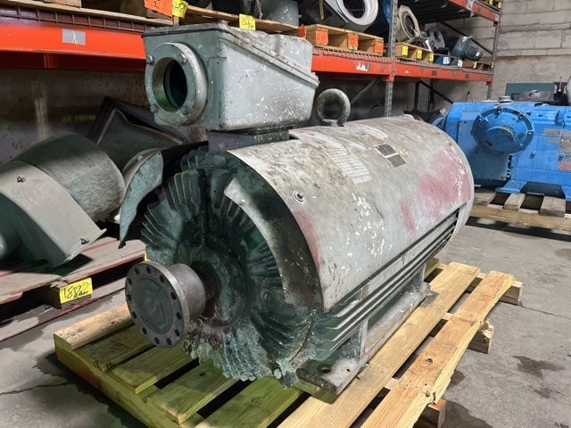 200 HP 1800 RPM Toshiba, Frame 315LL, TEFC BB, 2300/4160 Volts - Image 2