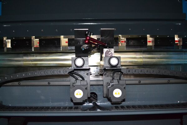 50 Ton, Krras #MKE-50T/2000, Full Electric CNC press brake, 6.5'OA, 67" between housing - Image 10