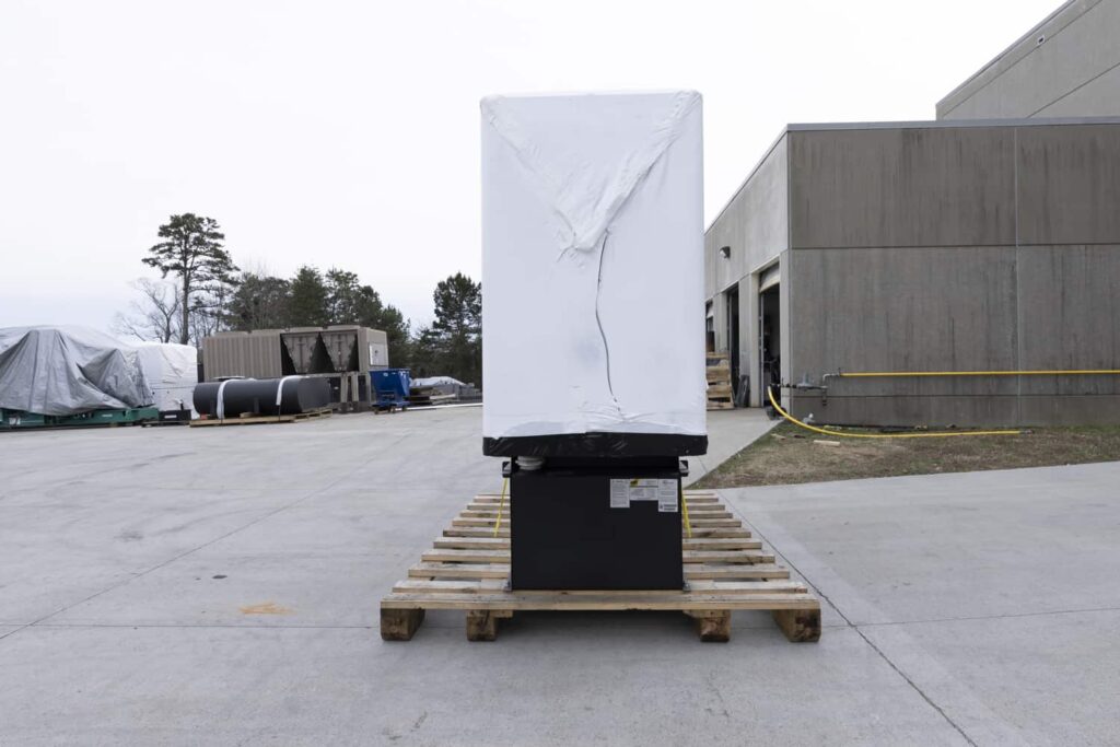 125 kW Cummins #C125D6D, Diesel Generator, 480 Volts, sound attenuated enclosure, base tank, 2023 - Image 3