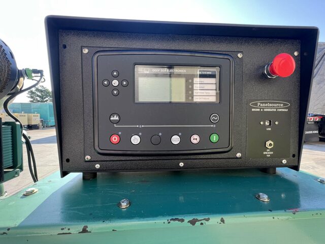 600 kW Volvo, Diesel Generator, open, 480 Volts, 200 hours, EPA Tier 2, 2014 - Image 5
