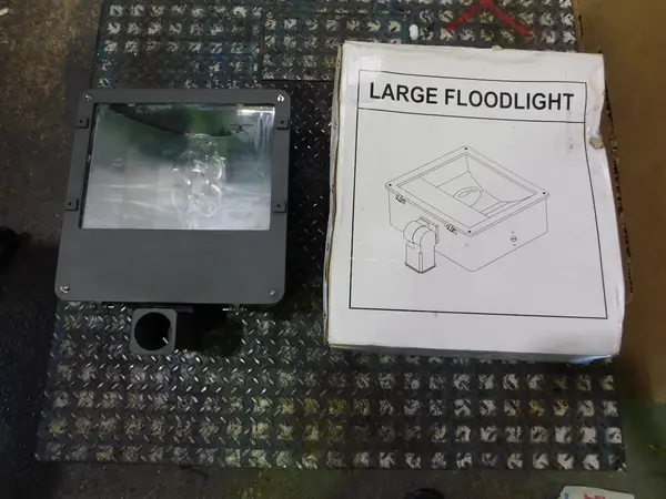 Smart Machine Tool Vision #Pulse-Start-400, Floodlight, 1 Amps, 400 Watts, 480 V, New - Image 1