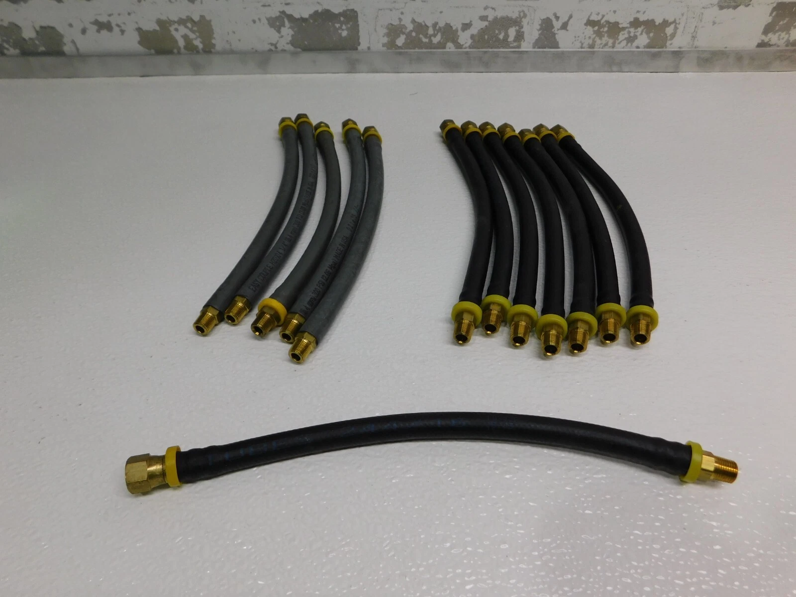 Gas Inlet Hose Assembly, Texsteam #TB-0047, 0.25" x 11" long, 300 psi, 2.06 MPa, 11 Qty., New - Image 1