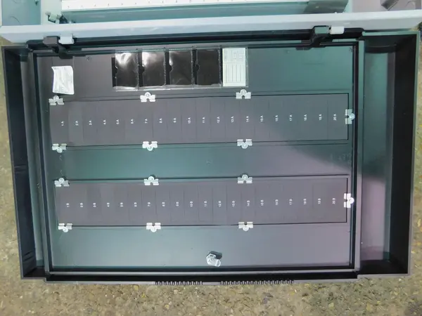 Landis & Gyr #System-600, Modular Building Controller, 1.25 MB Memory, 1.6 Amps Input, 15 Amps Output, 115 VAC - Image 4