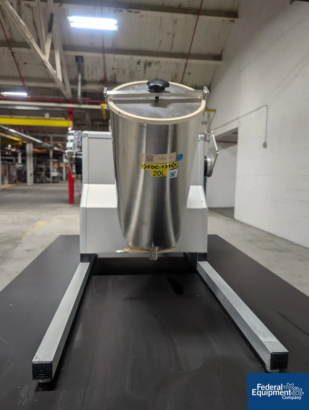 140 cu.ft. Patterson BlendMaster, Twin Shell Blender, Stainless Steel, (1)16 quart, (1)4 quart stainless - Image 7