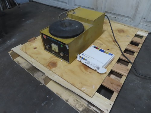 Buehler #Ecomet-III, polishing grinding wheel, with wheel cover, 5 amps, 115 V., single phase - Image 1