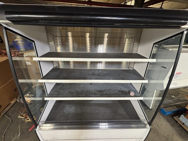 Federal Industrial #RSSM578SC-3, Black 59-1/4" Four Shelf Air Curtain Merchandiser - Image 4