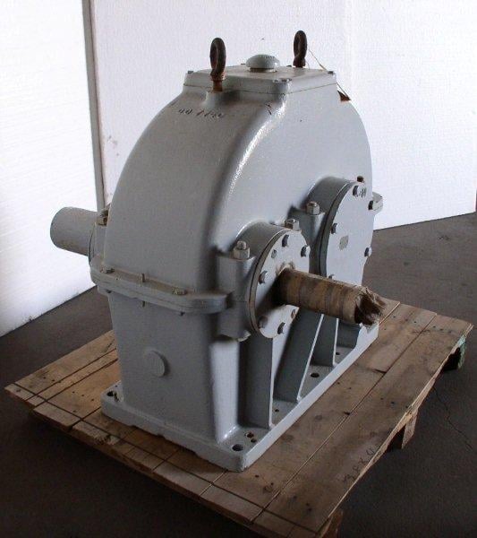 376 HP @ 1150 RPM, Lufkin #147B, 2.38:1 ratio, parallel power gear reducer - Image 2