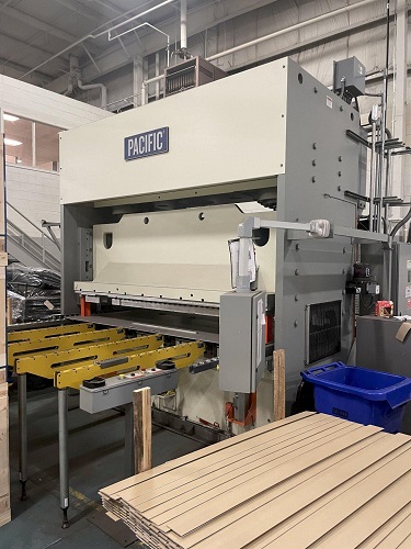 300 Ton, Pacific #300-OBL-10/60, straight side hydraulic press, 12" stroke, 50 HP, 2017 - Image 8