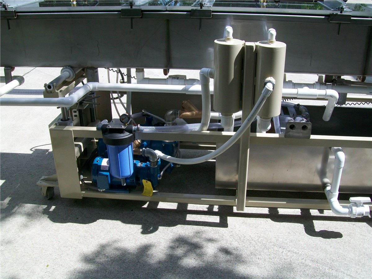 TEC Polymer, Vacuum Sizing Tank, 14" width x 12" D x 14' L, 4 chambers, 3 axis movement, 2/3/7.5 HP pumps - Image 5
