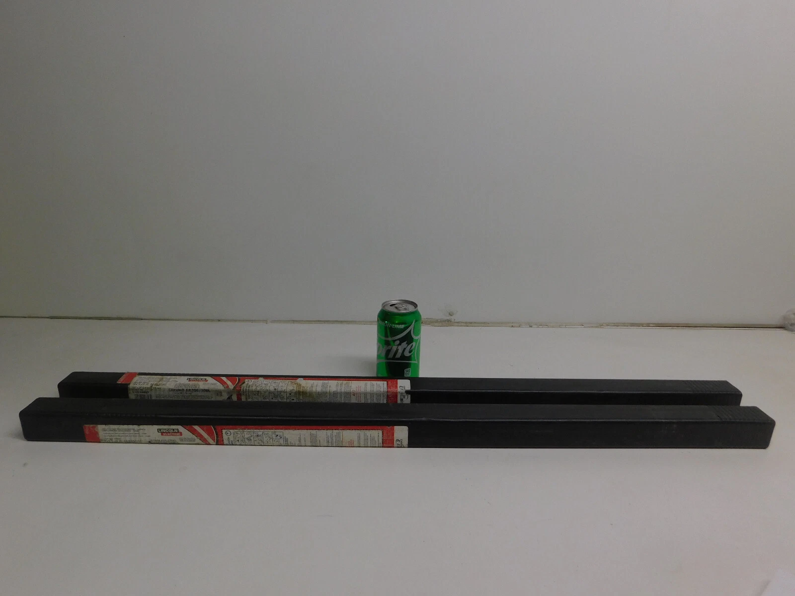 new 20# 3/32" lincoln stainless welding rods / ele, 36" - Image 3