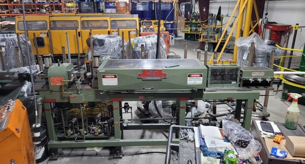 1.125" Burr Oak #STCOS-M5-868-RH, tube cut & end form machine, uncoiler, 1988 - Image 1