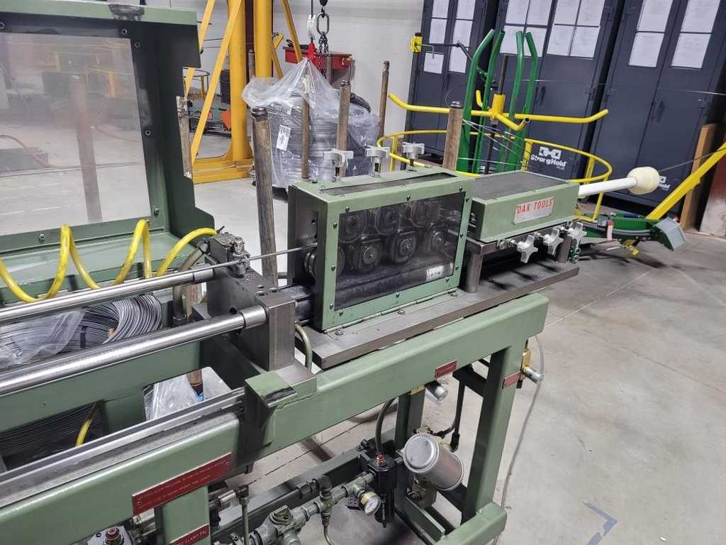 1.125" Burr Oak #STCOS-M5-868-RH, tube cut & end form machine, uncoiler, 1988 - Image 2