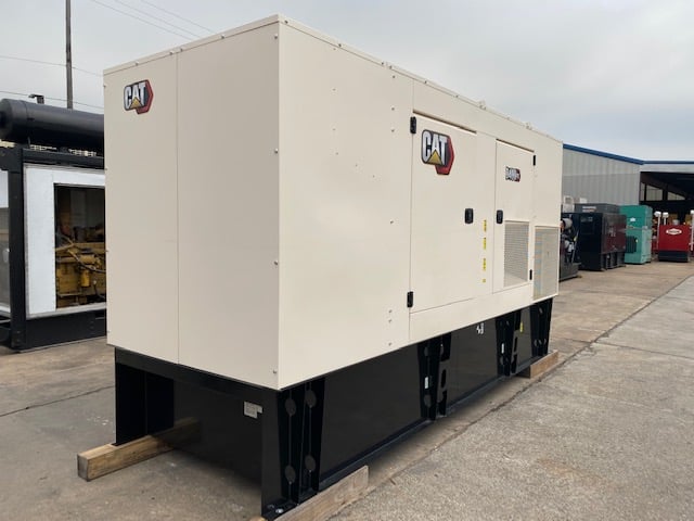 400 KW Caterpillar #D400GC, diesel generator set, 277/480 Volts, 3-phase, 609 HP @ 1800 RPM, C13 engine, Tier - Image 2