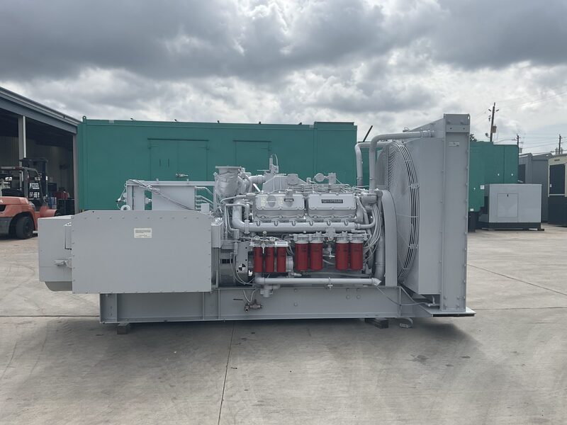 500 KW Caterpillar #3412DITA, diesel generator set, 277/480 Volts, 3-phase, 831 HP @ 1800 RPM, Woodward 2301A - Image 3