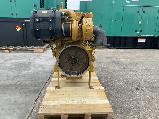 671 HP Caterpillar #C18-ACERT, diesel marine engine, 2100 RPM, Tier 3, sound attenuated enclosure 1 - Image 2