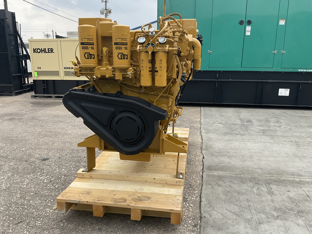 671 HP Caterpillar #C18-ACERT, diesel marine engine, 2100 RPM, Tier 3, sound attenuated enclosure 1 - Image 6