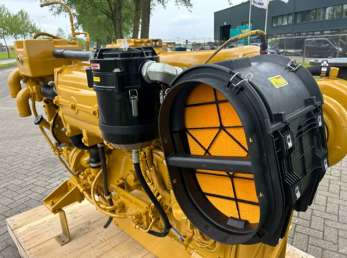 671 HP Caterpillar #C18-ACERT, diesel marine engine, 2100 RPM, Tier 3, sound attenuated enclosure 1 - Image 9