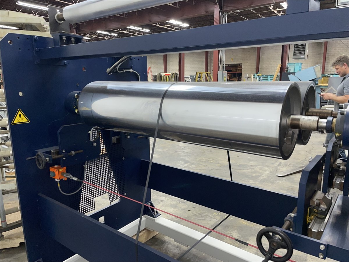 1.6" Kiefel Technologies Lowboy, Extruder, air cooled, Kirion C Control, die w/ cart, calibration cage - Image 10