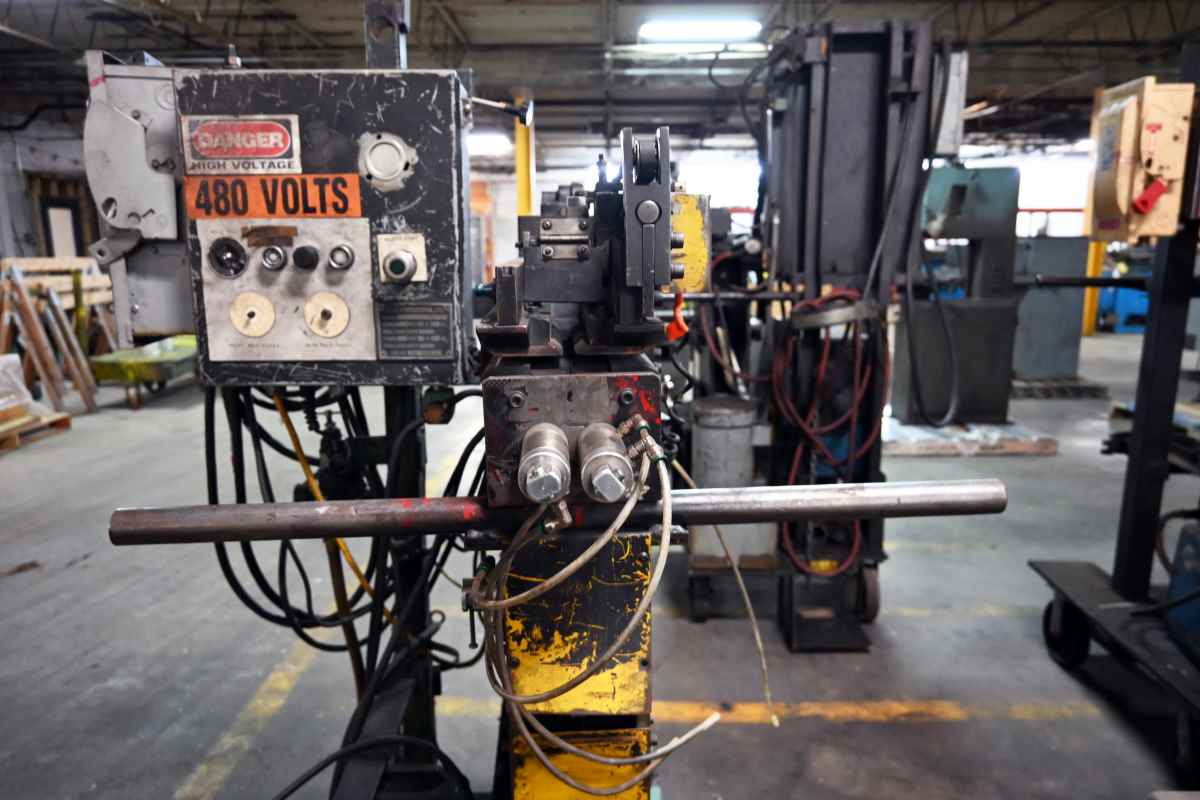 10" x .125" Guild ##PSA-135-10, shear end welder, 3-blades air shear, air clamps, automatic tig torch - Image 5