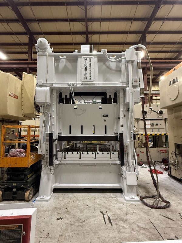 200 Ton, Minster Hevistamper #E2D-200, straight side double crank, 8" stroke, 31" Shut Height, 6" adj., 71" - Image 1