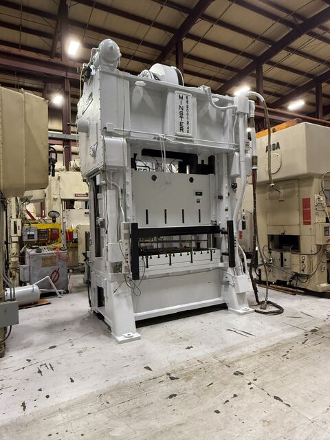 200 Ton, Minster Hevistamper #E2D-200, straight side double crank, 8" stroke, 31" Shut Height, 6" adj., 71" - Image 4