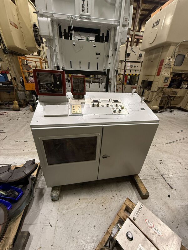 200 Ton, Minster Hevistamper #E2D-200, straight side double crank, 8" stroke, 31" Shut Height, 6" adj., 71" - Image 9