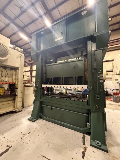 300 Ton, Minster Hevistamper #E2-300-84-48, 12" stroke, 30" Shut Height, 6" adj., 84" x48" bed, 80 SPM, air - Image 11
