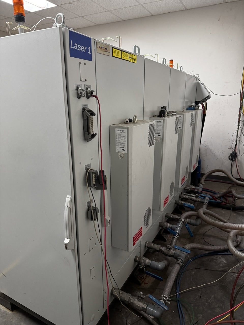 IPG Photonics #YLS-60000, Fiber Laser, 60,000 watt, LaserNet, 480 VAC, w/ 40 Ton Waterchiller, Beam Coupler - Image 4