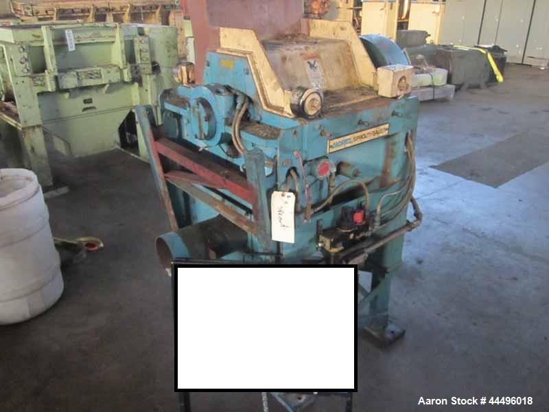 5" Andritz Sprout-Bauer #DSF1518, Plastic Granulator, 30 HP, 7-Knife Rotor, 5" x 18" blow-in in-feed hopper - Image 2