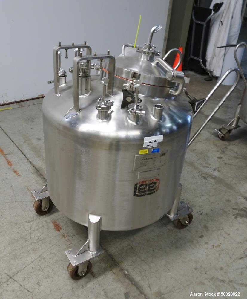 Lee Industries #250LDBT, Pressure Mix Tank, 250 Liter, 316L Stainless Steel, vertical, 30" diameter x 19" - Image 4