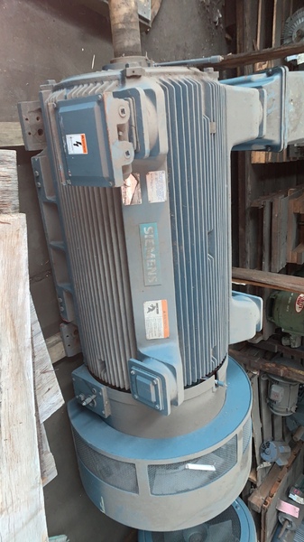 250 HP 1780 RPM Siemens, Frame 5011, TEFC, 1.15 service factor, new surplus, 2300 Volts - Image 1