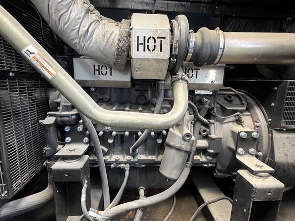 200 KW Generac #SD0200GG178.7D18HPSY3, diesel generator, sound attenuated enclosure, 120/08 Volts, 2016 - Image 9