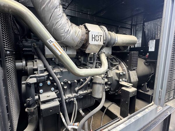 200 KW Generac #SD0200GG178.7D18HPSY3, diesel generator, sound attenuated enclosure, 120/08 Volts, 2016 - Image 10