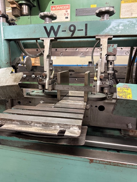 9" x 17" W.F. Wells #W-9-1, horizontal bandsaw, 70-380 FPM, 138" x 1" x .035"blade size, 3 HP - Image 2