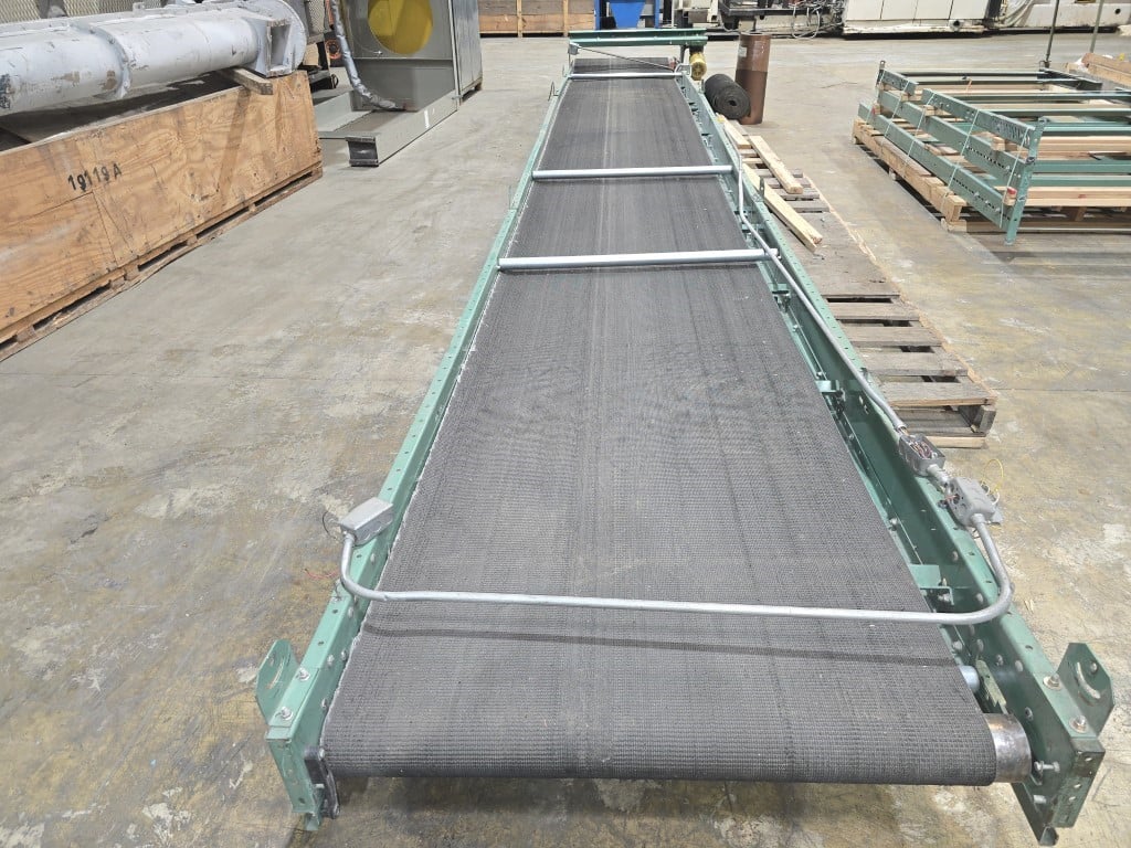 42" wide x 30' long, Roach, Conveyor, 24"-34" H Infeed, 122"-138" Discharge height, 3" H Sidewall, 1 HP - Image 3