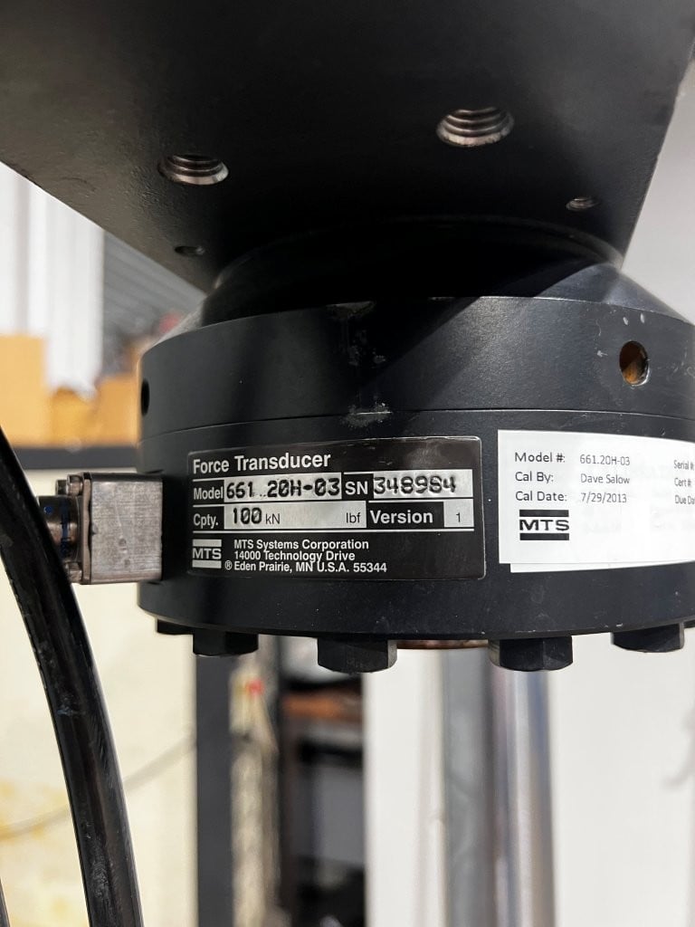 22 KIP (100kN) MTS #370.10, Landmark Fatigue Testing Load Frame, 2 Column, 21" between columns - Image 4