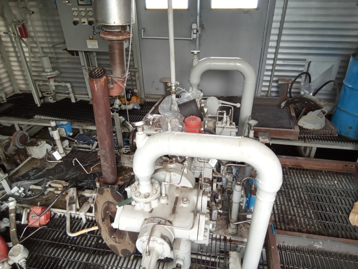 Ariel #JGP/2, reciprocating compressor, 2-stages, no driver, 1999 - Image 9