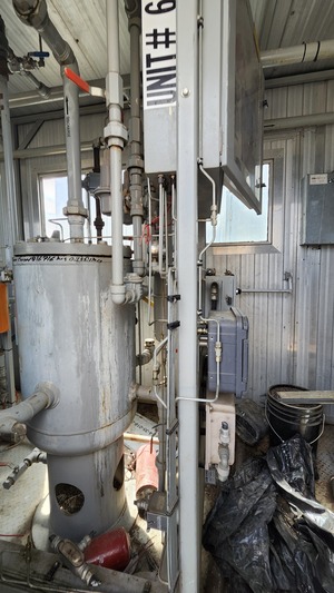 230 HP Mycom #G160S-M, screw compressor, 1-stage, Chev 454, 1999 - Image 8
