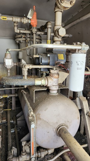 75 HP Tamrotor #E12, rotary vane compressor, 1-stage, Kem Power 4 cyl, Brittania BR30AT, 2002 - Image 9