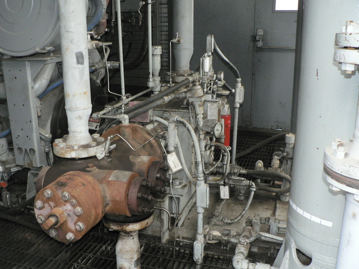 400 HP Geminis #FE-332D-2, reciprocating compressor, 2 throw, Caterpillar #3408TA engine, Air-X-Changer - Image 5