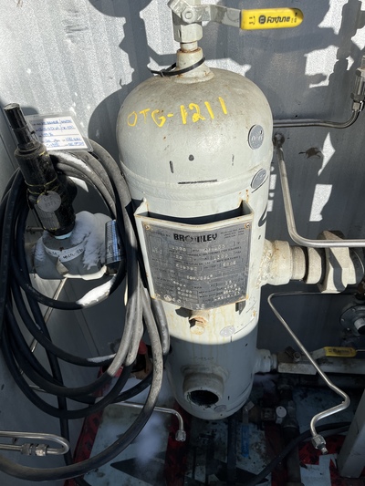 10" Sweet Vertical Separator, 1300 psi, 2002 - Image 3