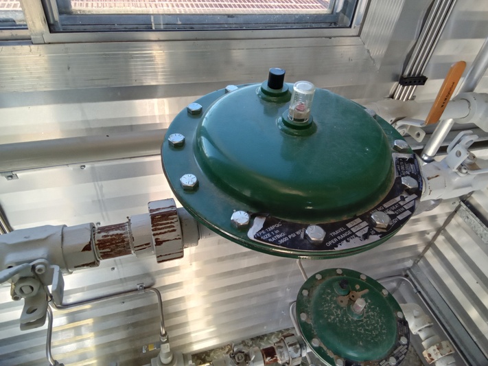 16" Sour Vertical Separator, 740 psi, 1999 - Image 9