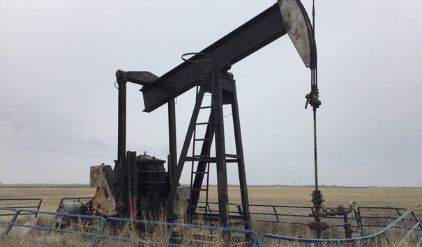 160 Oil Well #160, pump jack - Image 1