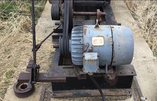 160 Oil Well #160, pump jack - Image 2