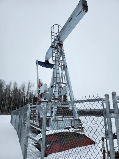 Lufkin #C320-213-120, pump jack - Image 1