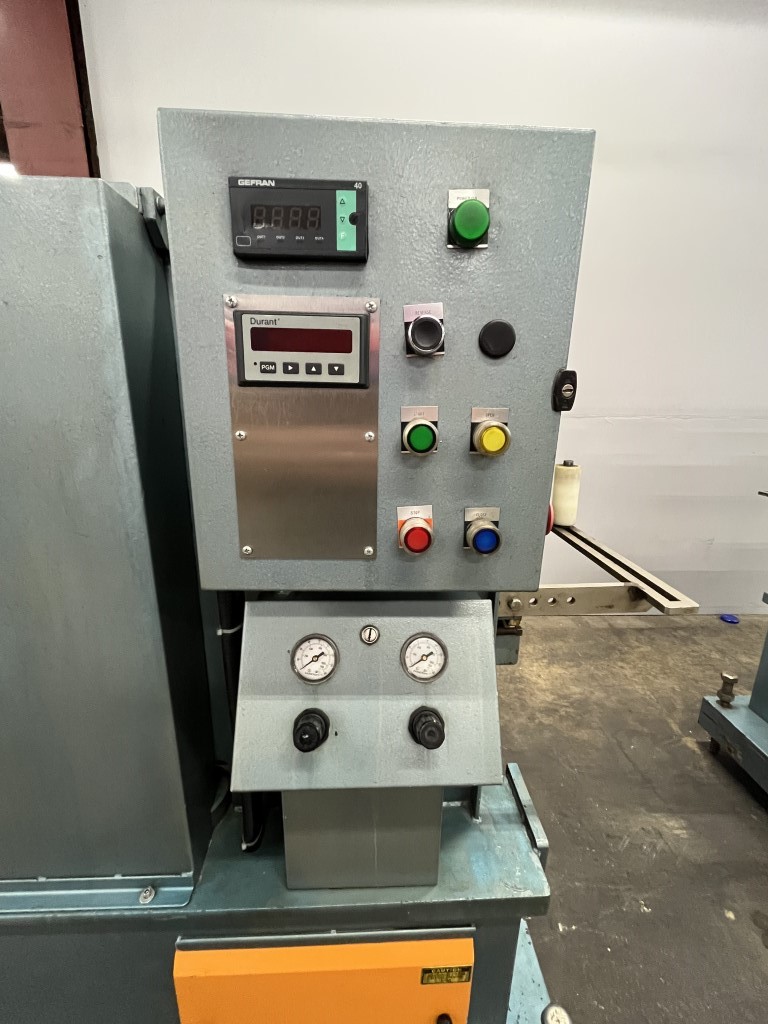 Conair/Metaplast #PC8-50SP, Cleated Puller, R-L operation, 15" x 50", 1-10 FPM, (2) 2 HP, 1750-6000 RPM, 460 V - Image 3