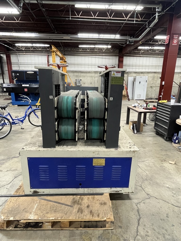 Kiwex #KWX-10, Belt Puller, (2) 7" width x 60" L Belts, (2) 3 kW, 460 V, 2018 - Image 10